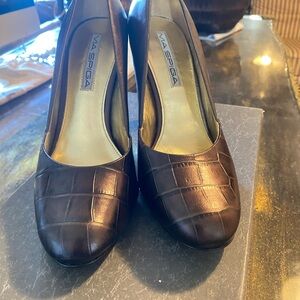 Via Spiga Dark Brown Croc-Embossed Heels